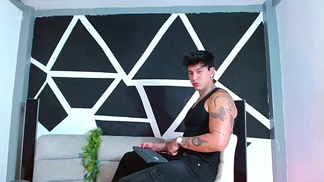 JUSTIN FULLER1 online show from 26, 11, 2025