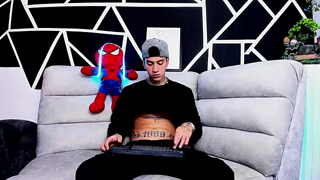 JUSTIN FULLER1 online show from 19, 3, 2025