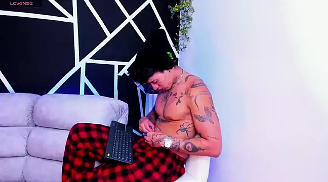 JUSTIN FULLER1 online show from 15, 2, 2025