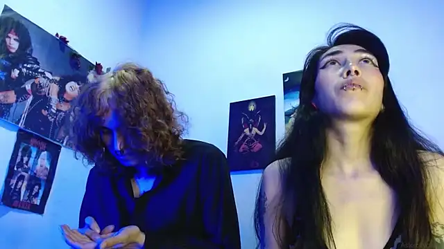 Snapshot of Asterothxznikki chatting on 10, 3, 2025 Asterothxznikki online show from 10, 3, 2025