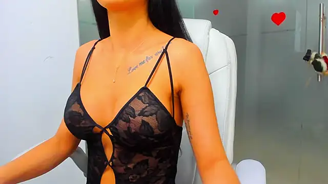 Queenrafaella online show from 7, 1, 2026