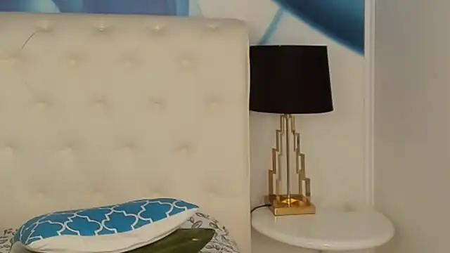 Snapshot of SkinnyDolly chatting on 23, 3, 2025 SkinnyDolly online show from 23, 3, 2025