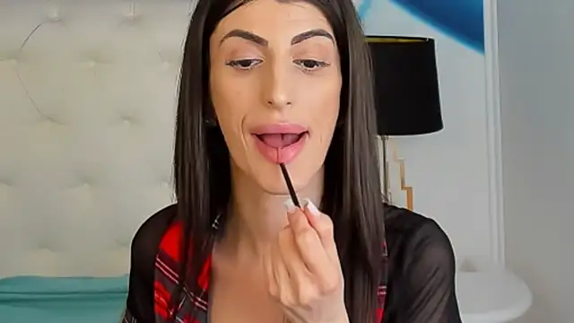 Snapshot of SkinnyDolly chatting on 8, 3, 2025 SkinnyDolly online show from 8, 3, 2025