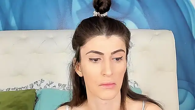 Snapshot of SkinnyDolly chatting on 3, 11, 2025 SkinnyDolly online show from 3, 11, 2025