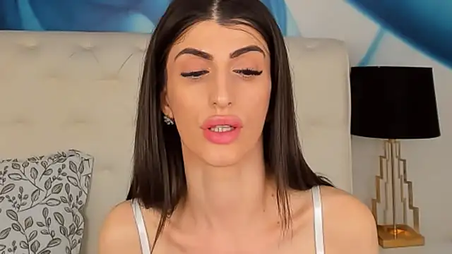 Snapshot of SkinnyDolly chatting on 16, 3, 2025 SkinnyDolly online show from 16, 3, 2025