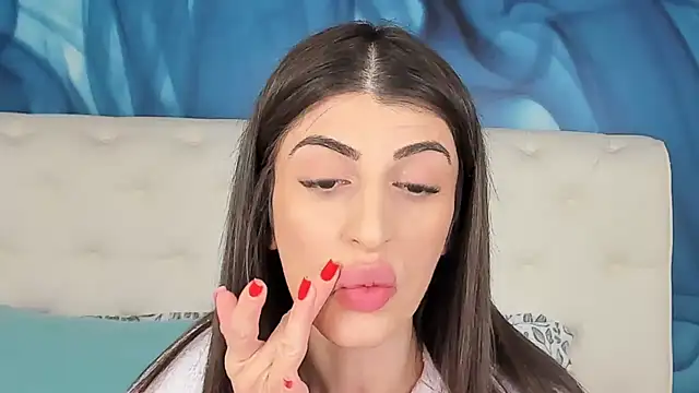 SkinnyDolly online show from 12, 1, 2026