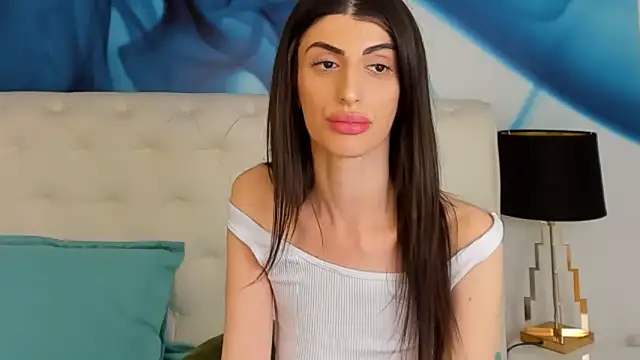 Snapshot of SkinnyDolly chatting on 10, 3, 2025 SkinnyDolly online show from 10, 3, 2025