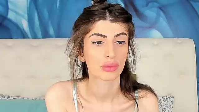 Snapshot of SkinnyDolly chatting on 9, 11, 2025 SkinnyDolly online show from 9, 11, 2025