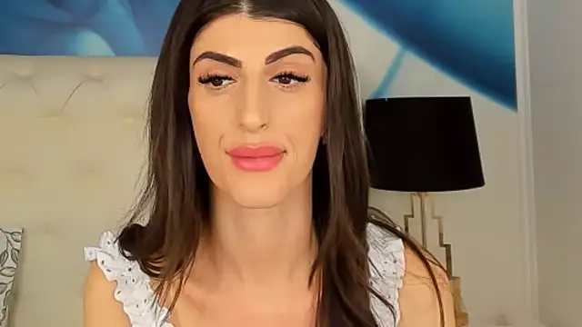 Snapshot of SkinnyDolly chatting on 12, 3, 2025 SkinnyDolly online show from 12, 3, 2025