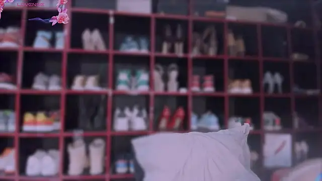 Indianbrownie online show from 24, 12, 2024