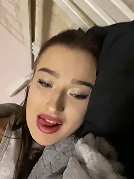 Snapshot of eva_and_adam1 chatting on 27, 9, 2025 eva and adam1 online show from 27, 9, 2025