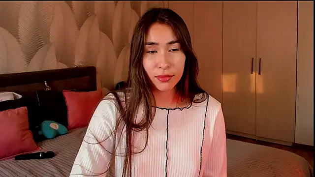 Bambiii bby online show from 1, 12, 2025