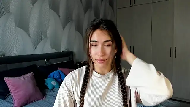 Bambiii bby online show from 30, 9, 2025