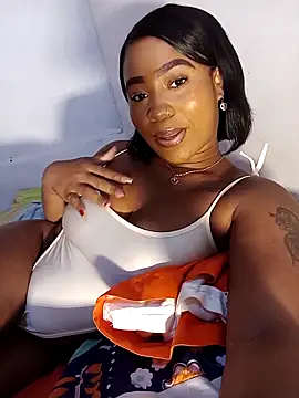 Abril Storm online show from 12, 10, 2025