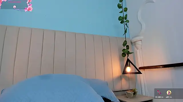 JulianaWaldo online show from 23, 2, 2025