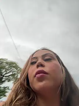 lariic online show from 9, 3, 2026