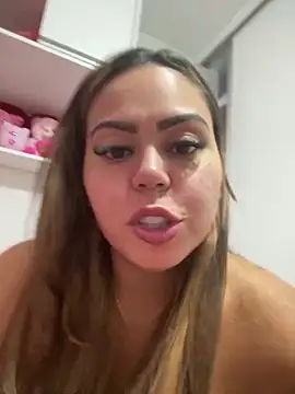 Snapshot of lariic chatting on 15, 3, 2025 lariic online show from 15, 3, 2025