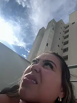 lariic online show from 31, 3, 2026