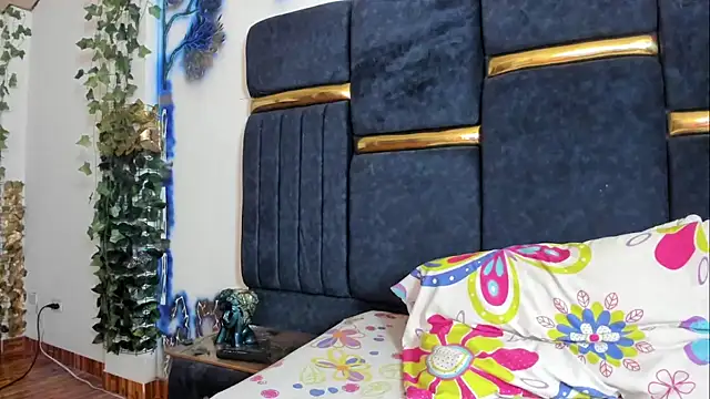 skaysanchez1 online show from 12, 2, 2026