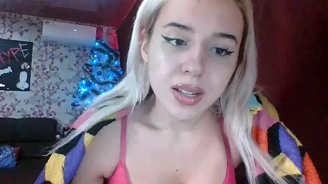 Puregirlaa online show from 5, 12, 2024