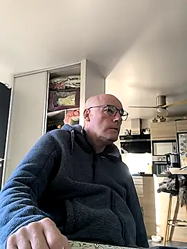 bogland33 online show from 9, 11, 2025