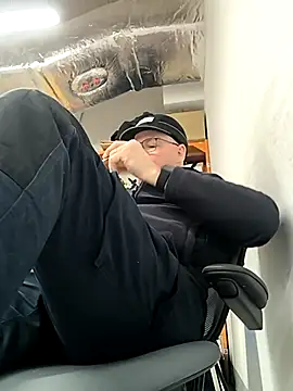 bogland33 online show from 4, 3, 2026