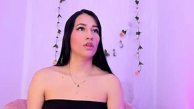 Sara Kurt online show from 24, 2, 2025