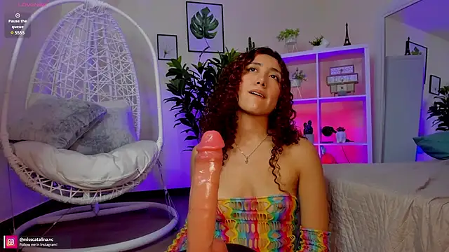 miss catalinaa online show from 13, 3, 2025