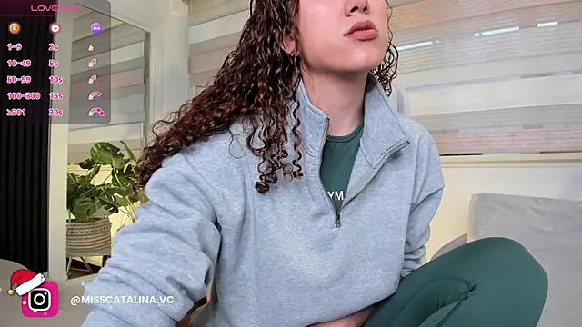 miss catalinaa online show from 17, 12, 2025