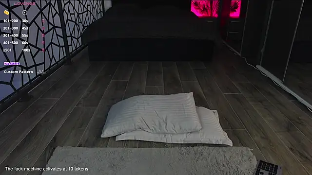 CurlyAnt0 online show from 5, 4, 2026