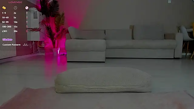 CurlyAnt0 online show from 19, 11, 2025