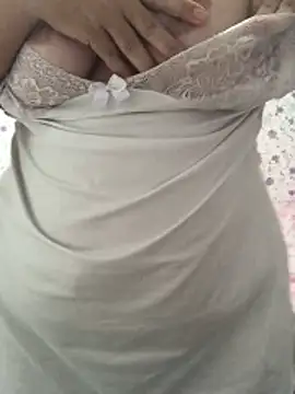 ahross online show from 28, 10, 2025