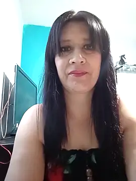 carolina linarez69 online show from 28, 11, 2025