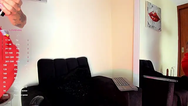 victoria  lace  online show from 16, 12, 2025