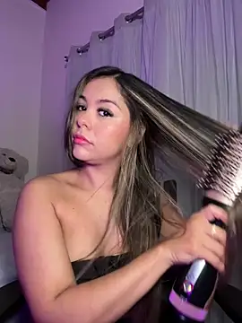 tuckersabrina online show from 19, 2, 2025