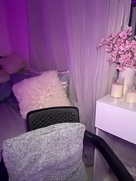 tuckersabrina online show from 3, 10, 2025