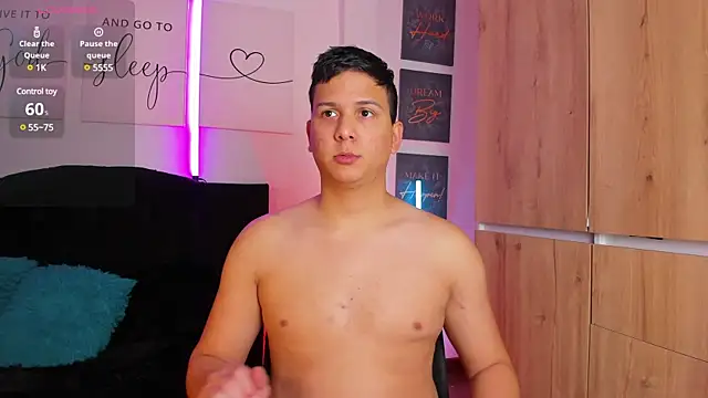 Snapshot of ANDREZALVAREZ chatting on 8, 3, 2025 ANDREZALVAREZ online show from 8, 3, 2025