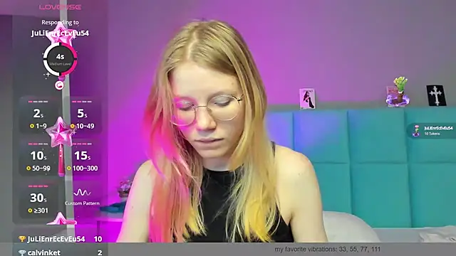 Esme Runn online show from 3, 12, 2024