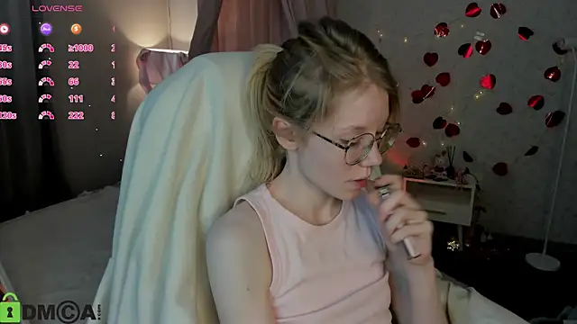 Esme Runn online show from 2, 6, 2026