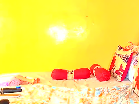 Down to earth girl online show from 3, 10, 2025