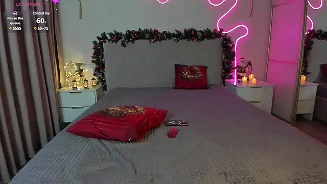 Snapshot of flora_off chatting on 18, 12, 2024 flora off online show from 18, 12, 2024