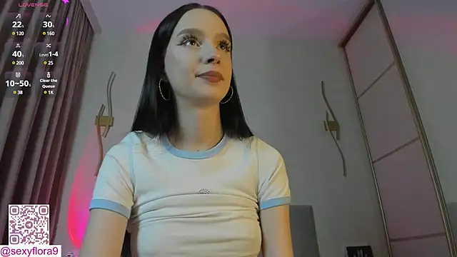 Snapshot of flora_off chatting on 6, 2, 2025 flora off online show from 6, 2, 2025