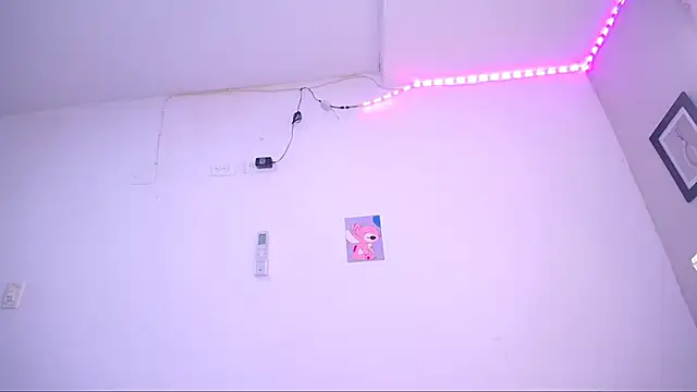 alaia 03 online show from 6, 11, 2025