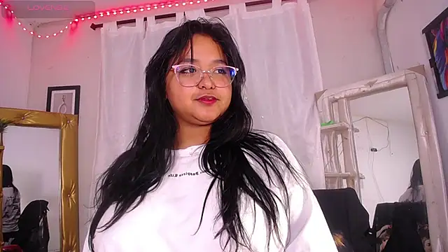 alaia 03 online show from 7, 5, 2026