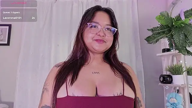 Snapshot of alaia_03 chatting on 27, 6, 2026 alaia 03 online show from 27, 6, 2026