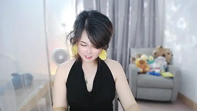 Snapshot of Fan_ting chatting on 15, 7, 2026 Fan ting online show from 15, 7, 2026