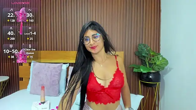 evelin leroy online show from 6, 3, 2025