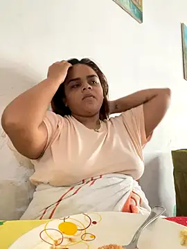 Evabigass online show from 25, 11, 2025