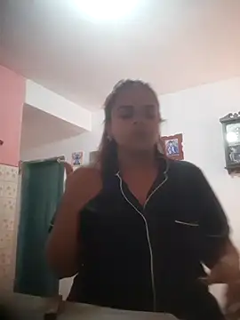 Evabigass online show from 17, 2, 2025