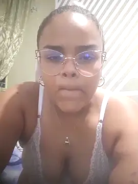 Evabigass online show from 28, 2, 2025